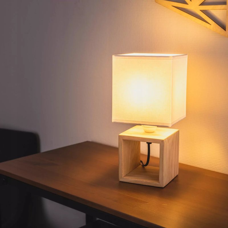 LAMPKA NOCNA STOŁOWA DREWNIANA OZDOBNA ABAŻUR BIAŁY E27 LED